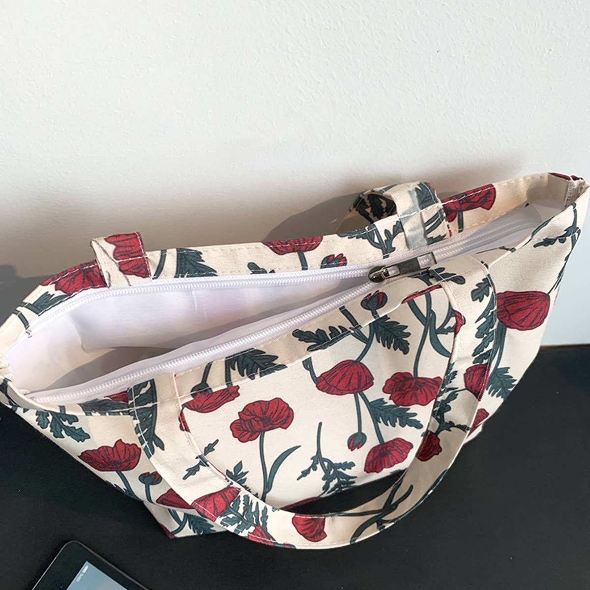 CANVAS TOTE BAGS WITH FRESH FLORAL PLAID_CWAB2047: Purple / (OS) 2